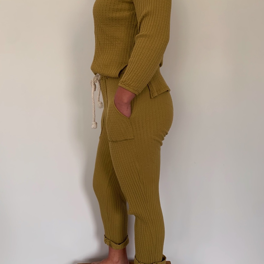 Free People Mustard Beach Set🌊